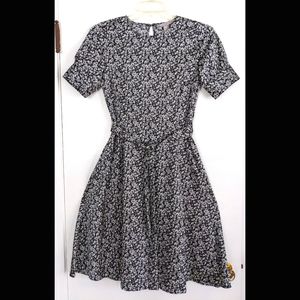H&M Ditsy Floral A-line Dress Size Small